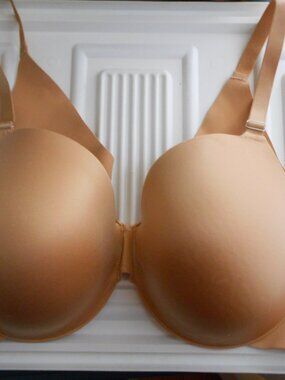 SOMA Vanishing Back Balconet Bra Size 42D Underwire Barely Worn!
